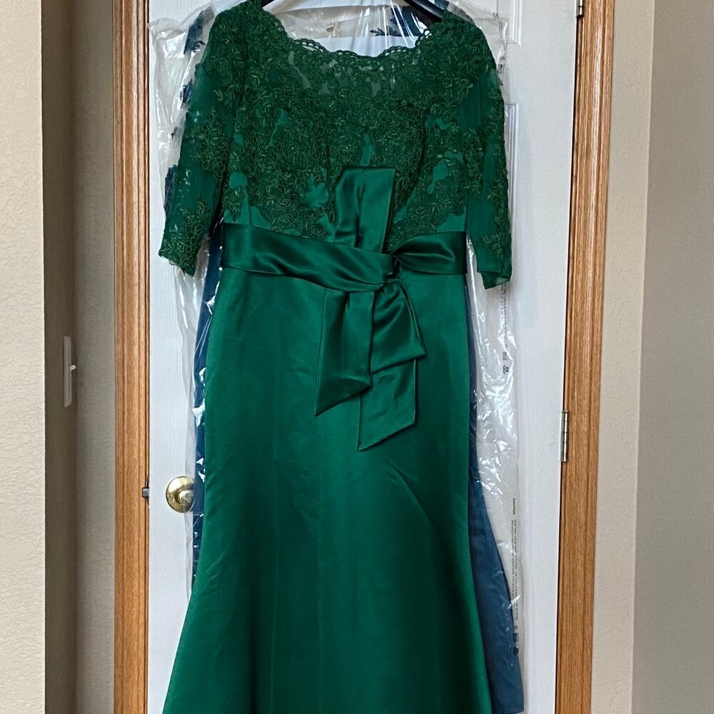 Custom Gown - Picture 5 of 10